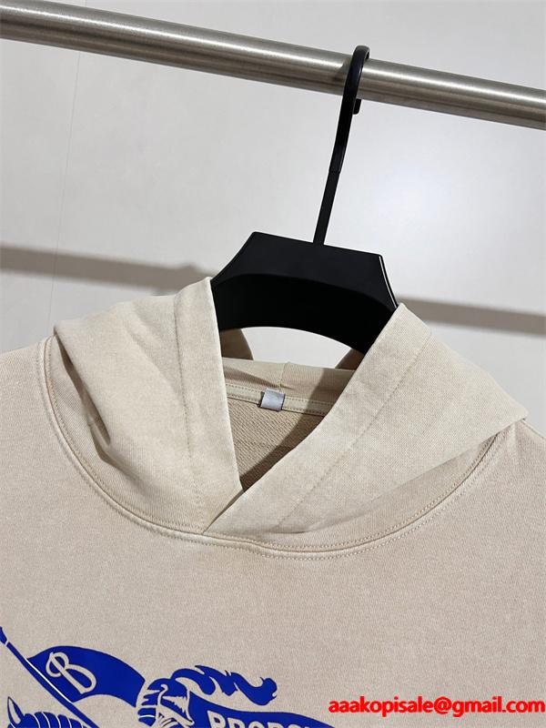 季節限定 秋冬快適 BURBERRY バーバリー スーパーコピー パーカー ナイトロゴ 印象的