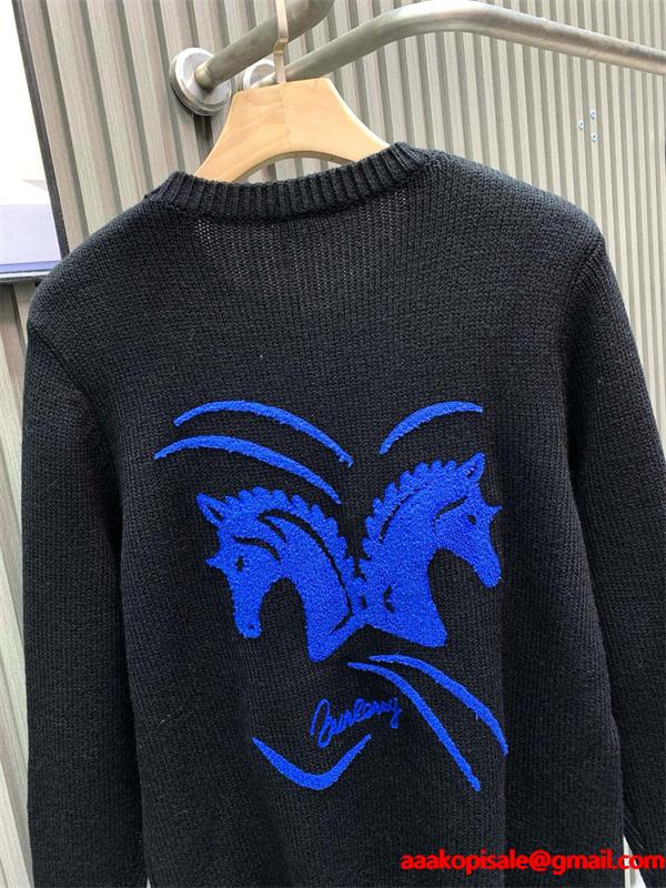 秋冬安定 ブラック ニット セーター ブルー刺繍 洗練 BURBERRY バーバリー 偽物