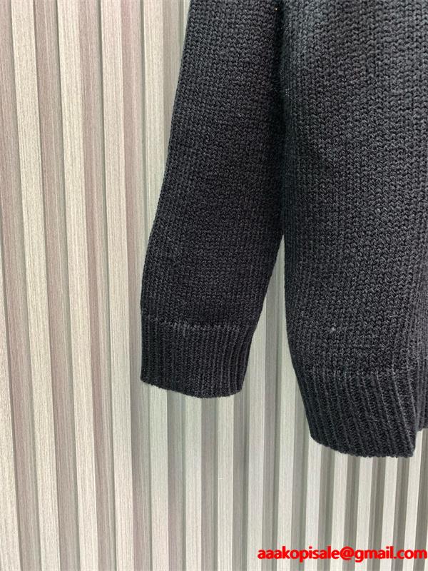 秋冬安定 ブラック ニット セーター ブルー刺繍 洗練 BURBERRY バーバリー 偽物