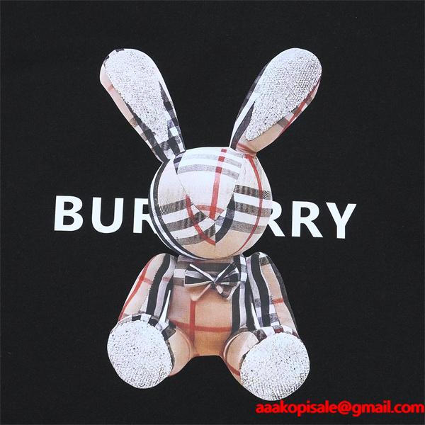人気急上昇 秋冬ふんわり ホワイト BURBERRY バーバリー コピー パーカー キャラモチーフ