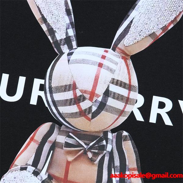 人気急上昇 秋冬ふんわり ホワイト BURBERRY バーバリー コピー パーカー キャラモチーフ