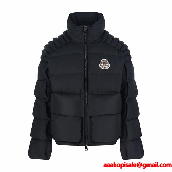 話題モデル ブラック ダウンジャケット 防寒向け MONCLER モンクレール スーパーコピー