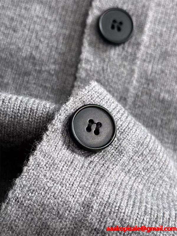 本格派 ニットカーディガン クラシックデザイン 定番 MONCLER モンクレール コピー
