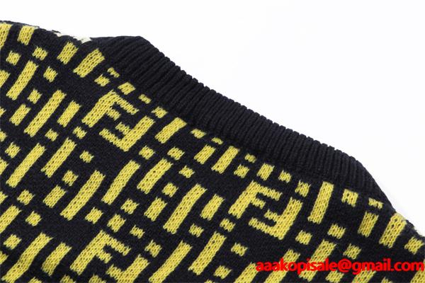 FENDI フェンディ コピー 人気定番 ニットセーター ブラック×イエロー 高級感