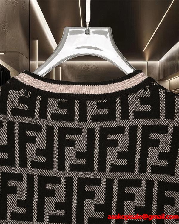 ニット セーター メンズ FFロゴ 総柄 グレー  長袖 FENDI フェンディ コピー