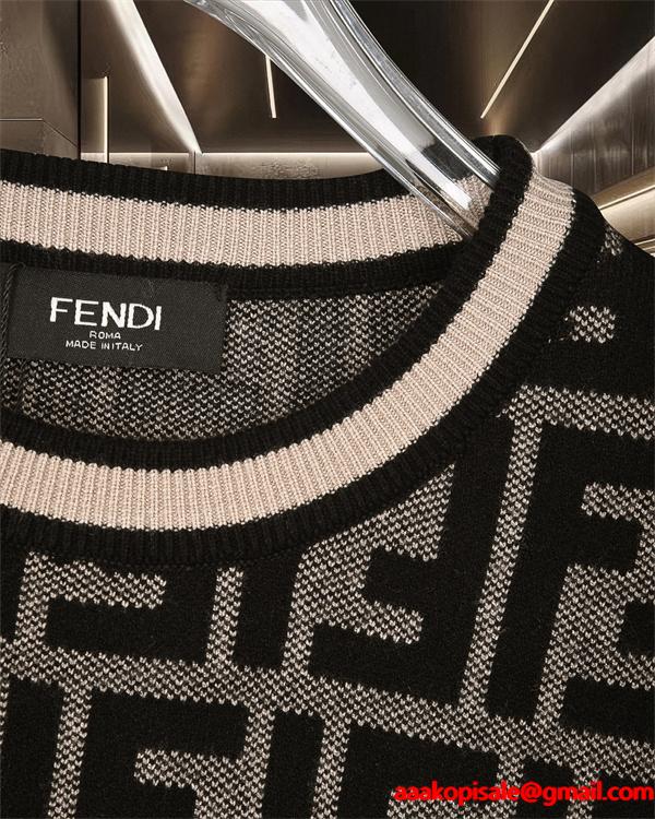 ニット セーター メンズ FFロゴ 総柄 グレー  長袖 FENDI フェンディ コピー