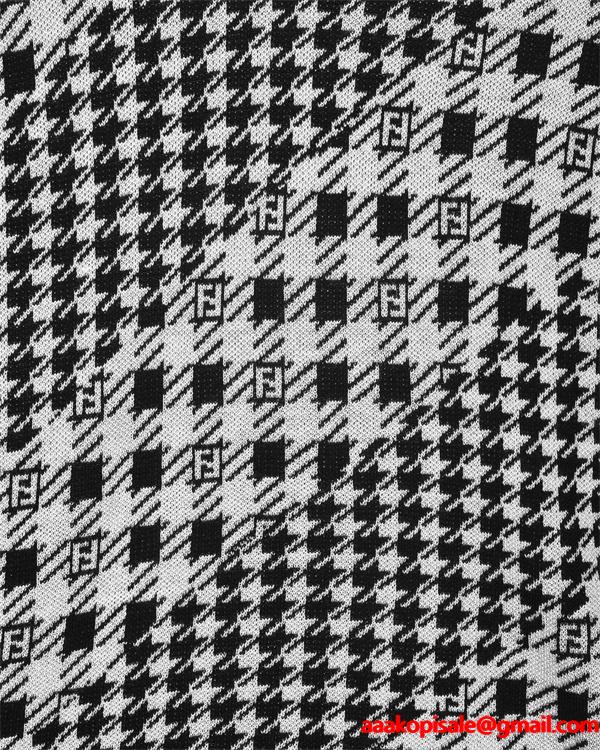  FENDI フェンディ コピー ニット メンズ チェック調 ブラック クラシック 長袖