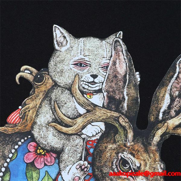 GUCCI グッチ コピー アートモチーフ パーカー ホワイト 温もり 個性的 ナチュラル