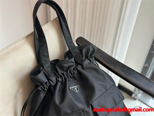 高級感 溢れる ドローストリング トートバッグ ブラック 新作 PRADA プラダ コピー