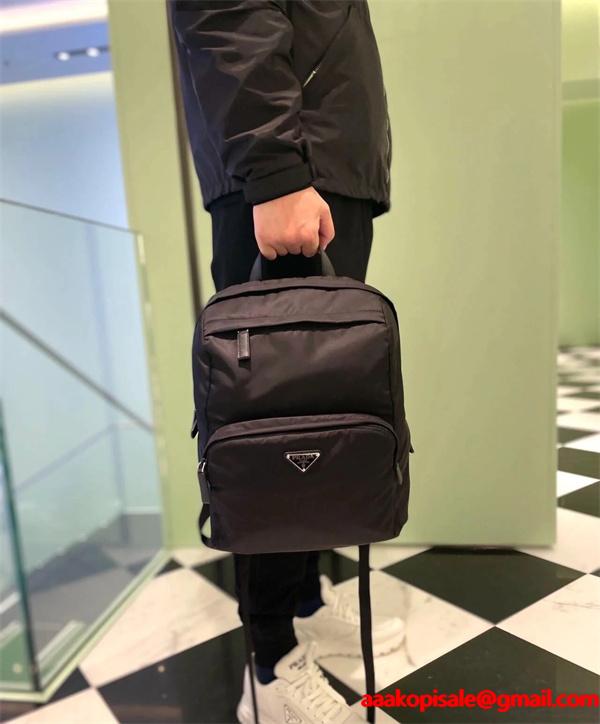2026新作 入手困難 シンプル 実用的な PRADA プラダ コピー デイパック ブラック 高評価