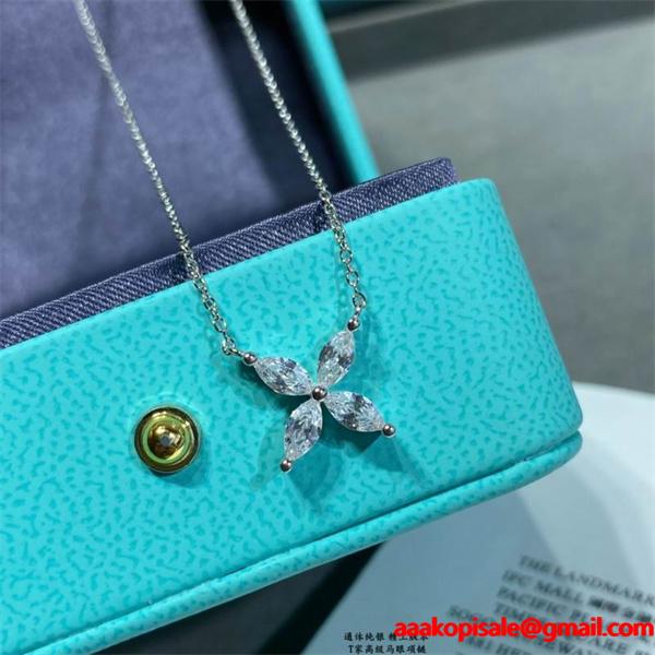 繊細輝き フラワーモチーフ Tiffany&Co ティファニー コピー ネックレス 上品仕上げ