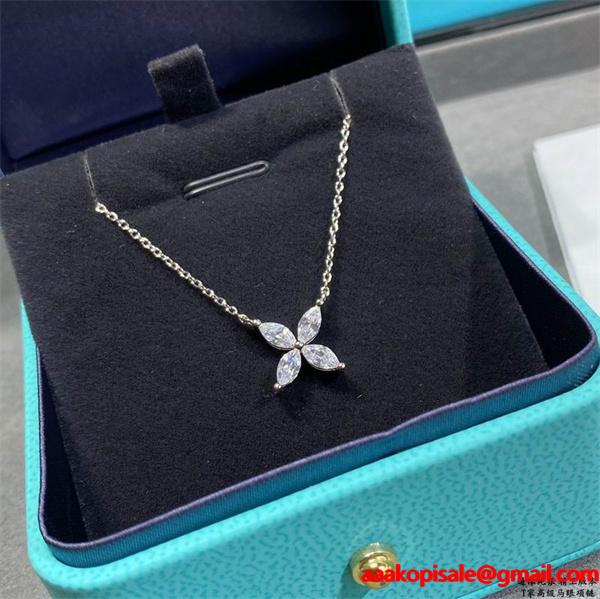 繊細輝き フラワーモチーフ Tiffany&Co ティファニー コピー ネックレス 上品仕上げ