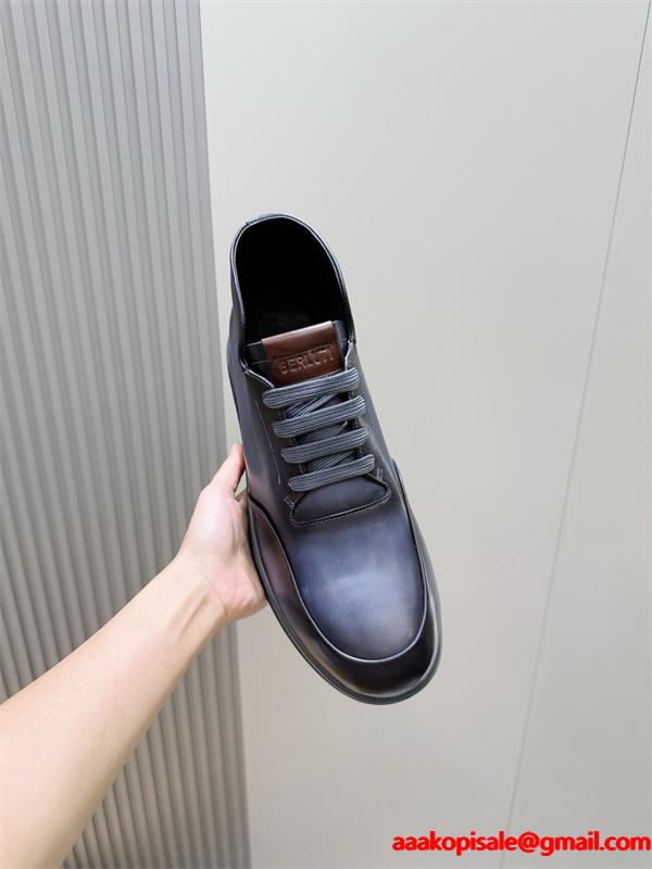 上質レザー レースアップ Berluti ベルルッティ コピー ショートブーツ 重厚感 演出