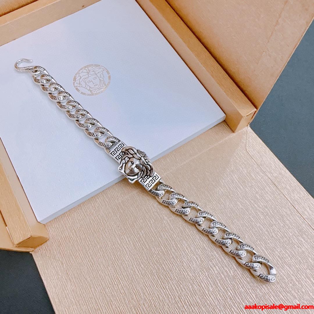 シルバー★激安 ヴェルサーチ ブレスレットコピーVersaceアクセサリー人気高評価