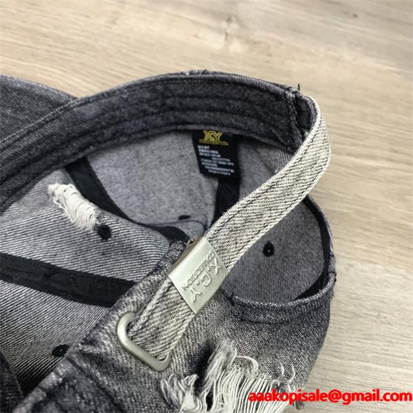 クロムハーツ Chrome Hearts コピー 注目 ダメージ加工 クロスモチーフ キャップ