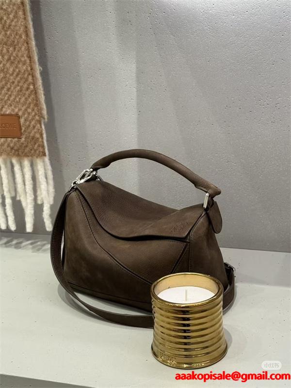 ロエベショルダーバッグコピーLOEWE  puzzle amazona flamenco ☆ユニセックス使い勝手