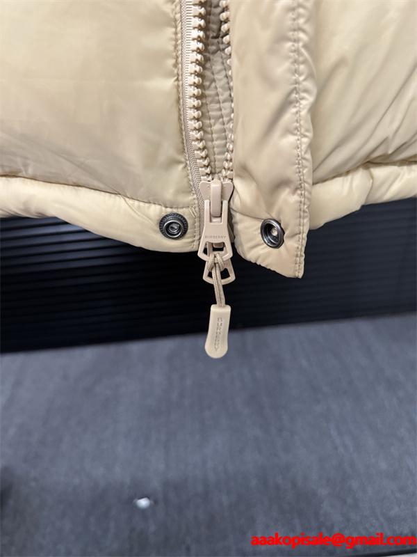 BURBERRY バーバリー コピー 入手困難 2026新作必須 ダウンジャケット 保温性