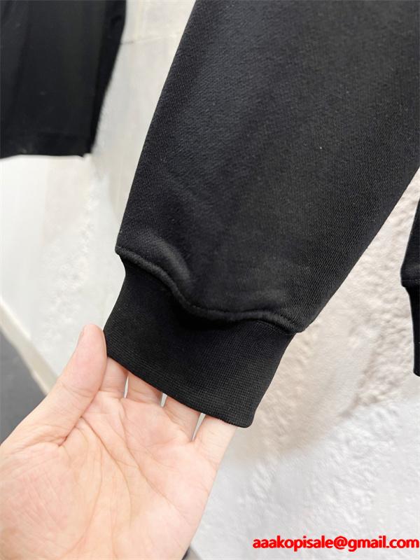 ロゴプリント FENDI フェンディ コピー トレーナー ゆったり 定番 2026新作