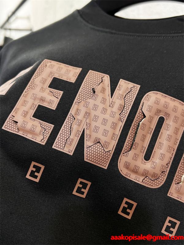 ロゴプリント FENDI フェンディ コピー トレーナー ゆったり 定番 2026新作