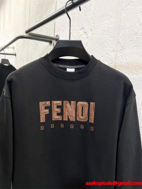 ロゴプリント FENDI フェンディ コピー トレーナー ゆったり 定番 2026新作