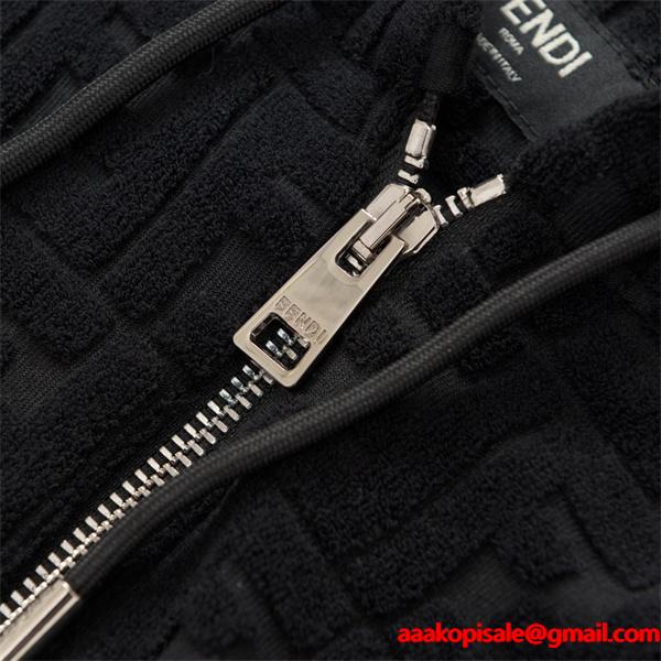 モノグラム ジップパーカー フード付き 高級感 FENDI フェンディ コピー