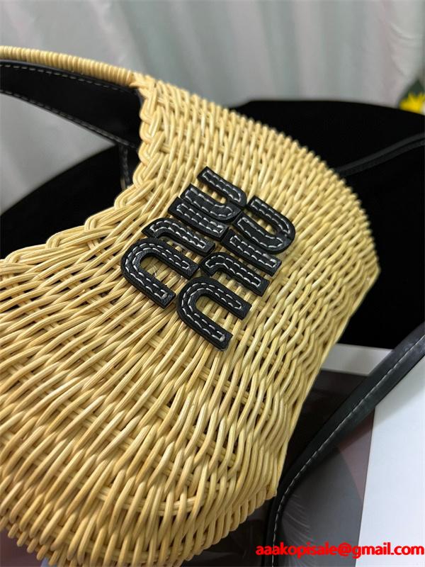 ジップアップ フードパーカー 裏起毛 ストリート FENDI フェンディ コピー