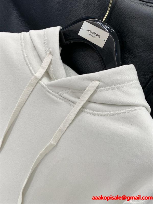 STONE ISLAND ストーンアイランド パーカーコピートレンド人気2026ファッションお洒落コーデ上質アイテム