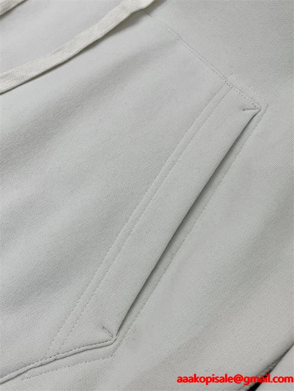 STONE ISLAND ストーンアイランド パーカーコピートレンド人気2026ファッションお洒落コーデ上質アイテム