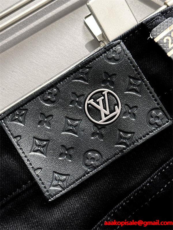 LOUIS VUITTON ルイヴィトン コピー 大人仕様 モード系 クール ブラック スリムパンツ