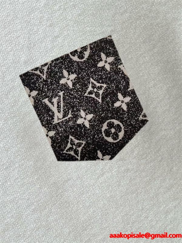 売切注意 2026新作 ポケットアクセント ニット LOUIS VUITTON ルイヴィトン コピー