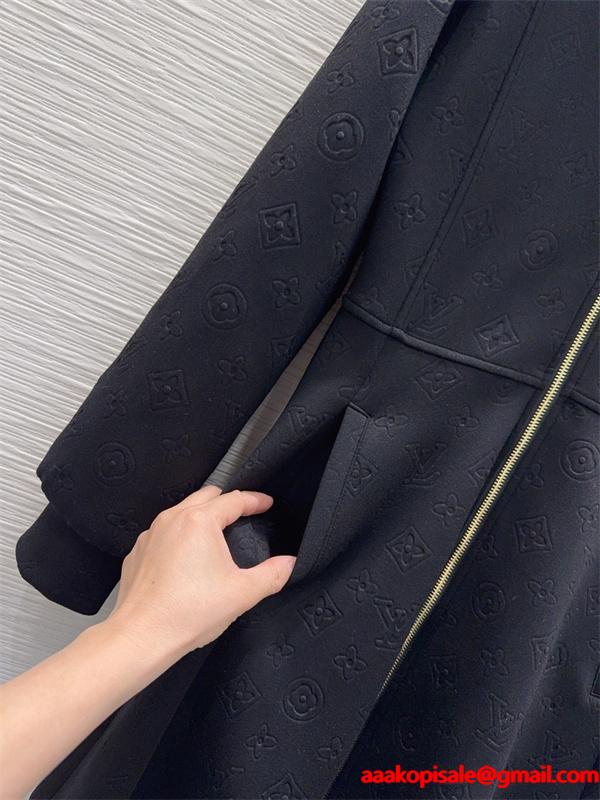 LOUIS VUITTON ルイヴィトン コピー 視線集中 フーデッド 2026新作コーデ ロングアウター