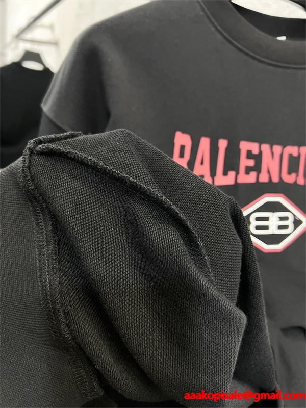 人気爆発 2026新作 肌触り良好 着心地最高 BALENCIAGA バレンシアガ コピー スウェット