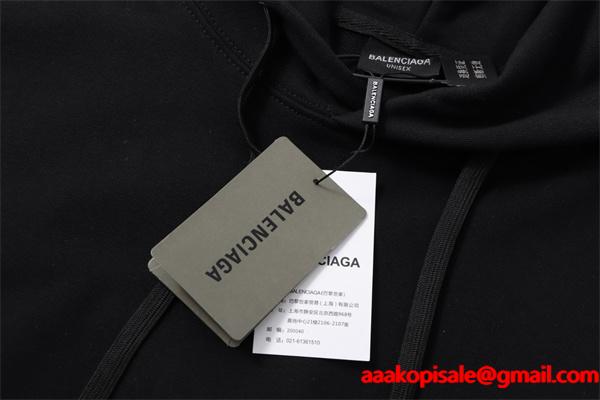 話題沸騰 2026新作 肌触り良好 ゆったり BALENCIAGA バレンシアガ コピー パーカー