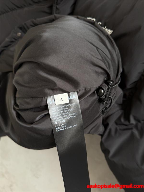 BALENCIAGA バレンシアガ コピー 注目度抜群 インパクト系 2026新作 ダウンジャケット