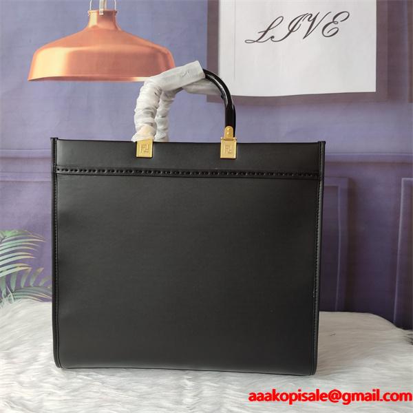 話題沸騰 2026新作 高級感 クラシック トートバッグ FENDI フェンディ コピー