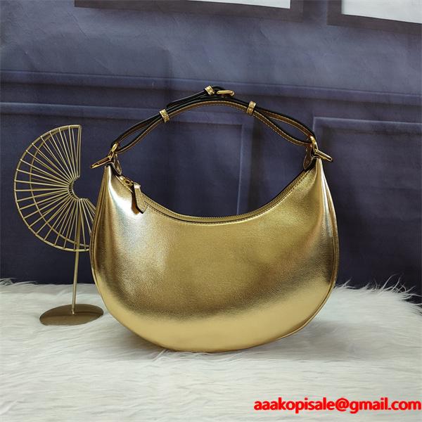 FENDI フェンディ コピー 人気 ラグジュ映え 上質レザー ト ショルダーバッグ