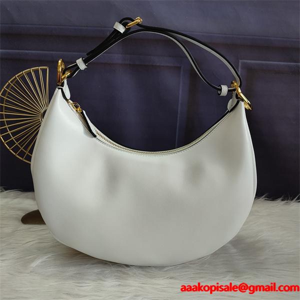  2026新作 高品質 ミニマル設計 洗練 FENDI フェンディ コピー ショルダーバッグ