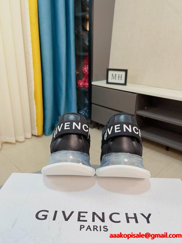 人気☆GIVENCHYジバンシー スニーカーコピー歩きやすいメンズファッションシューズ2026年春夏新作