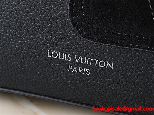 LOUIS VUITTON ルイヴィトン コピー 2026新作 上質素材 モード感 個性派 バッグ