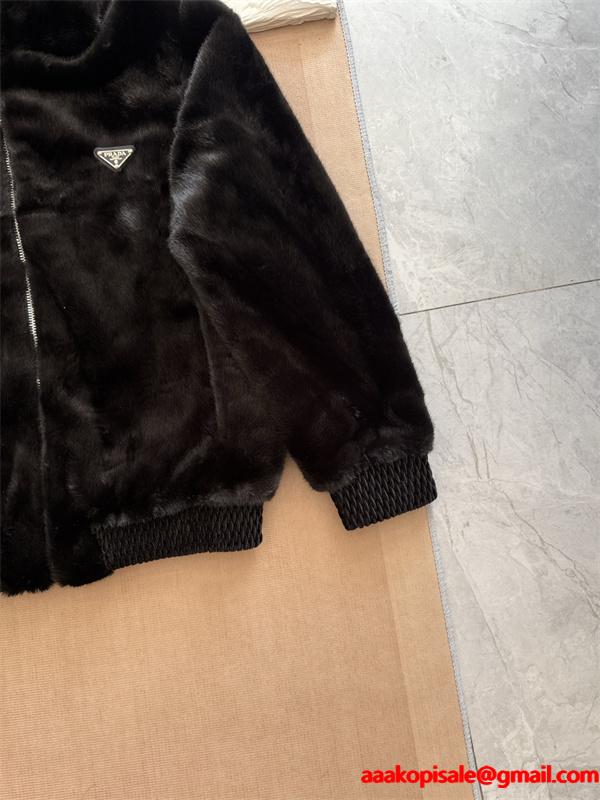 PRADA プラダ コピー 高級感際立つ  ジャケット 注目の新作 トレンド