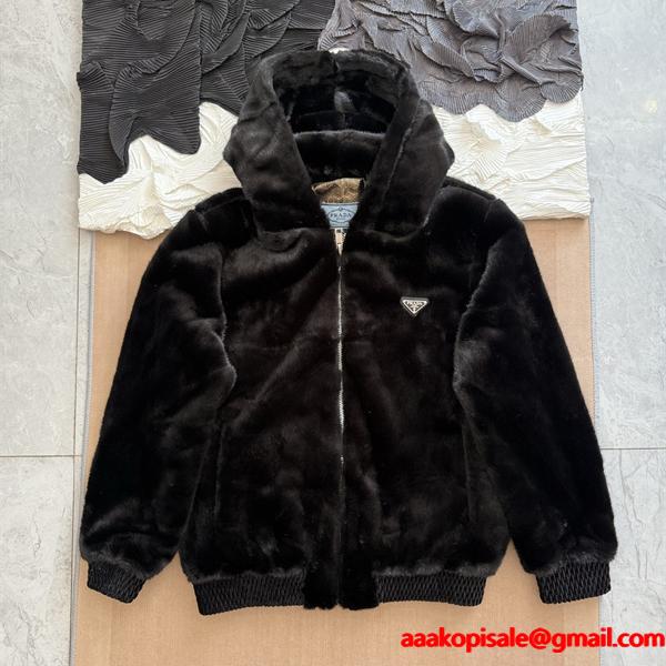 PRADA プラダ コピー 高級感際立つ  ジャケット 注目の新作 トレンド