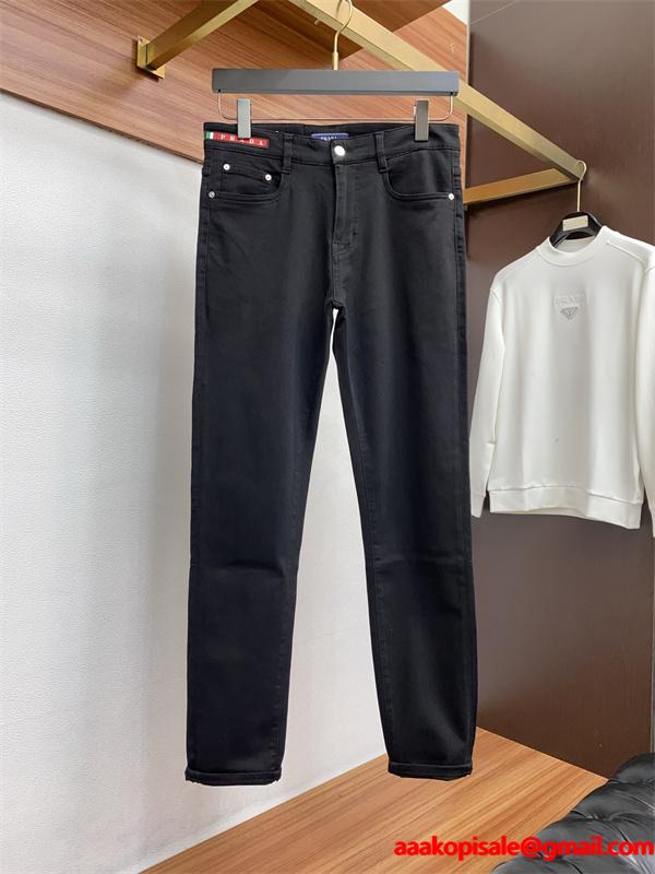  ソフトタッチ 裏起毛 PRADA プラダ コピー スウェットパンツ 快適着用感