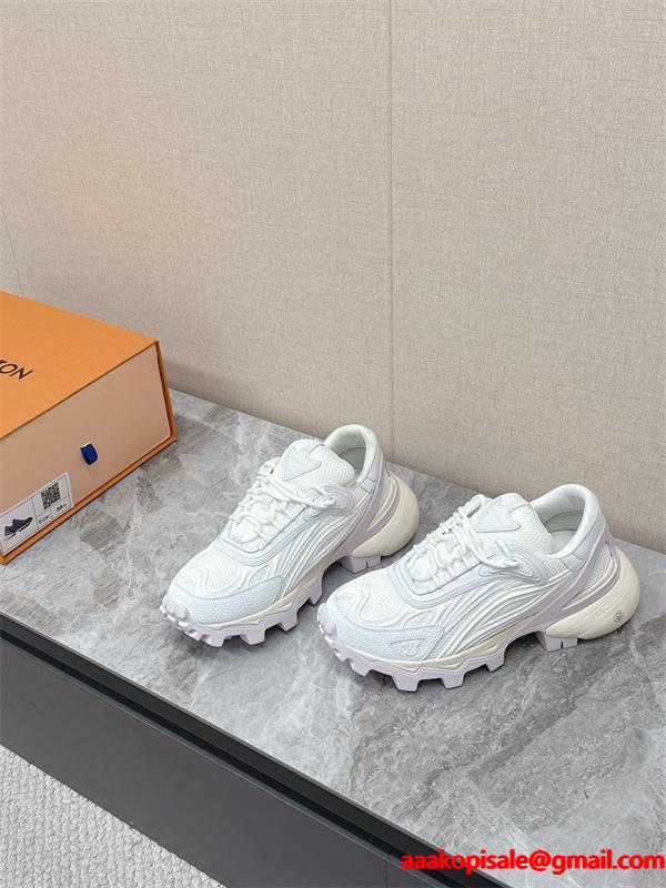 春夏2026年の最新アイテム ルイ ヴィトン LOUIS VUITTON ランニングシューズコピー 大人買いする方も多い_激安(日本最大級)