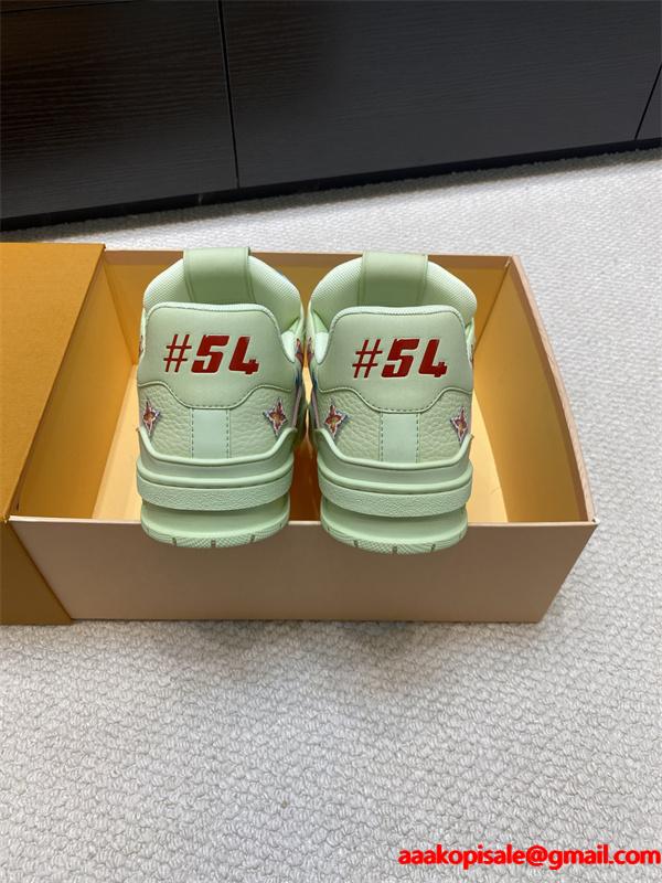 夏の注目2026新作  LOUIS VUITTON ルイ ヴィトン カジュアルシューズコピー 激安(日本最大級)