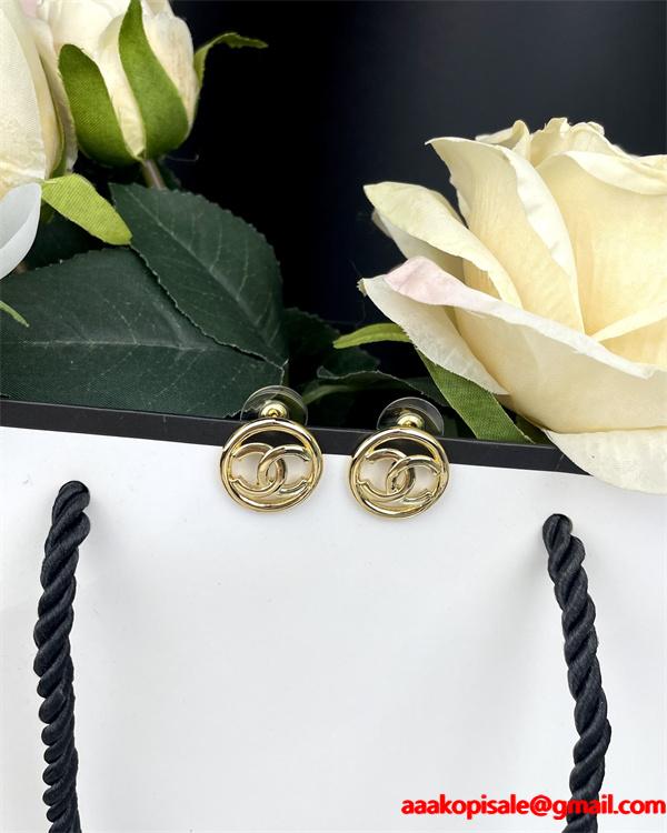 普段使いもオフィスもOK シャネルピアス コピー 激安(日本最大級)