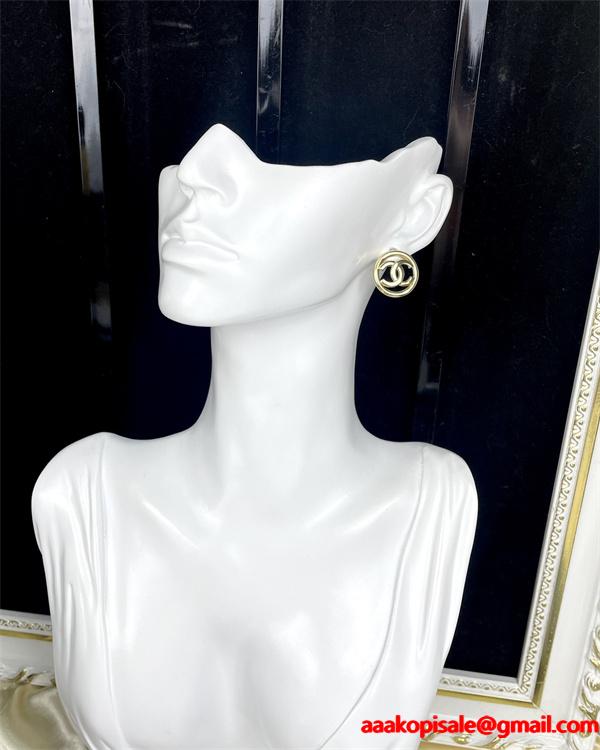 普段使いもオフィスもOK シャネルピアス コピー 激安(日本最大級)