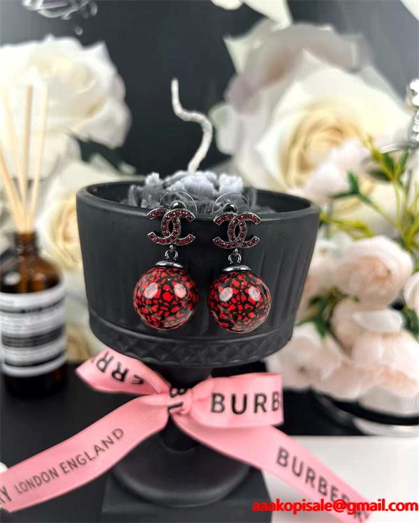 秋冬おしゃれをより楽しませる  シャネルピアス コピー 激安(日本最大級)