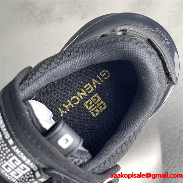 春夏大活躍人気アイテム 2026SSコレクションに新着 ジバンシースニーカーコピー GIVENCHY カジュアルシューズ