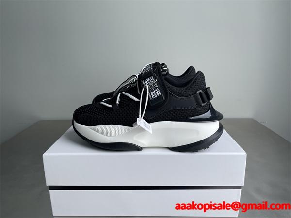 春夏大活躍人気アイテム 2026SSコレクションに新着 ジバンシースニーカーコピー GIVENCHY カジュアルシューズ