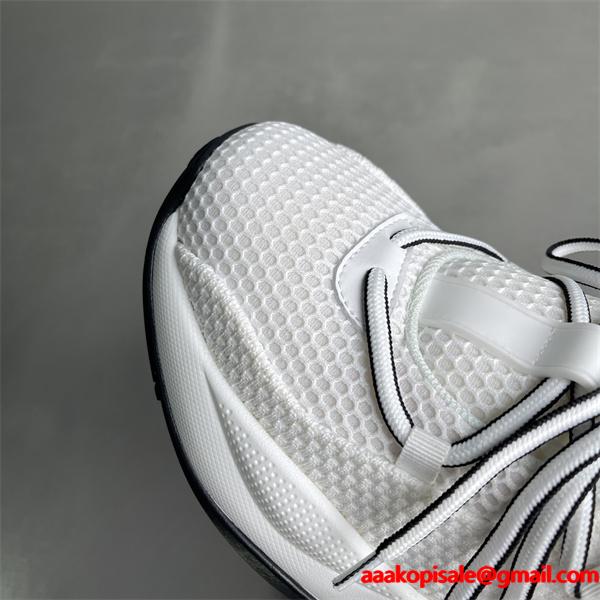 ジバンシー  スニーカー コピーラフさとおしゃれを両立 GIVENCHY 春夏トレンドの取り入れる激安(日本最大級)